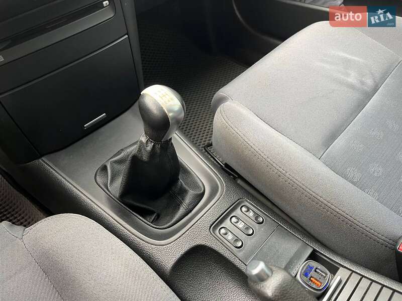 Ліфтбек Nissan Primera 2006 в Києві