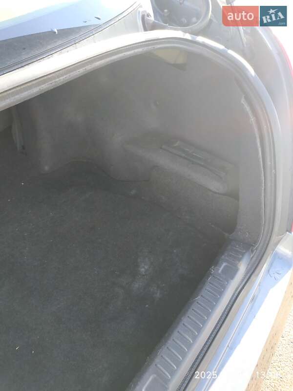 Седан Nissan Primera 2004 в Києві фото 63 Седан Nissan Primera 2004 в Києві