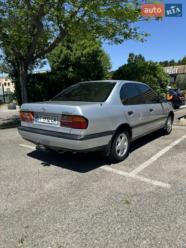 Седан Nissan Primera 1991 в Городенке