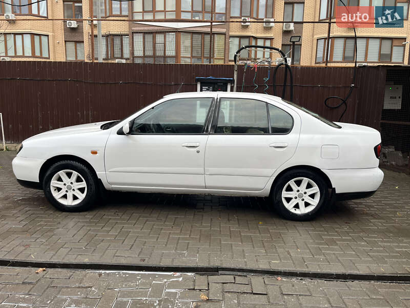 Седан Nissan Primera 2002 в Одесі