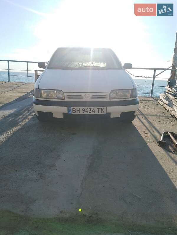 Седан Nissan Primera 1992 в Одессе