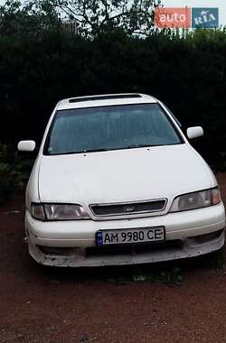 Седан Nissan Primera 1998 в Житомирі