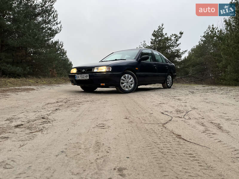 Nissan Primera 1992 Nissan Primera 1992