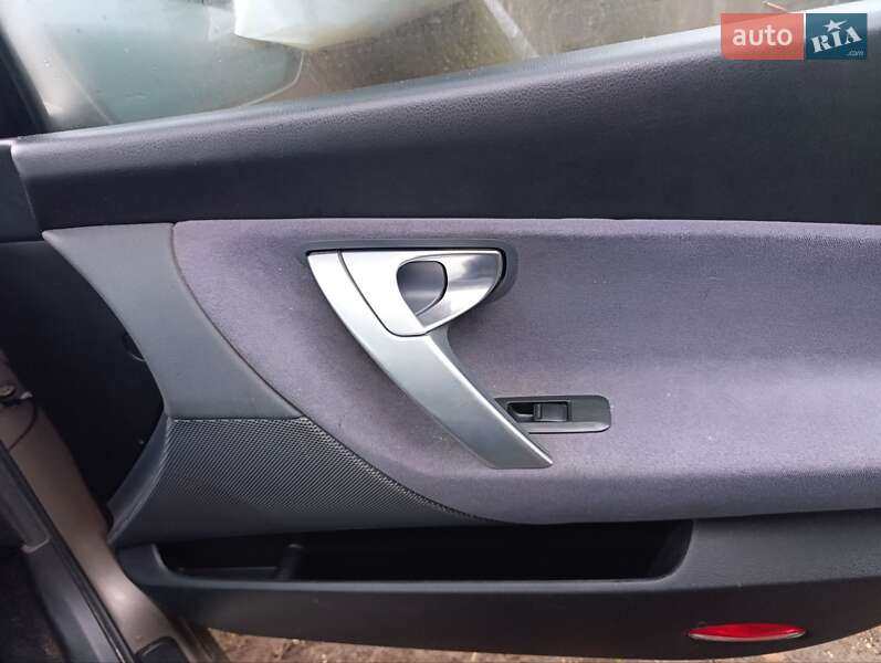 Універсал Nissan Primera 2005 в Бородянці