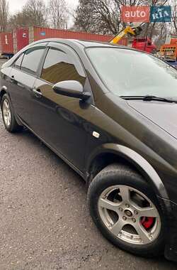 Седан Nissan Primera 2002 в Черноморске