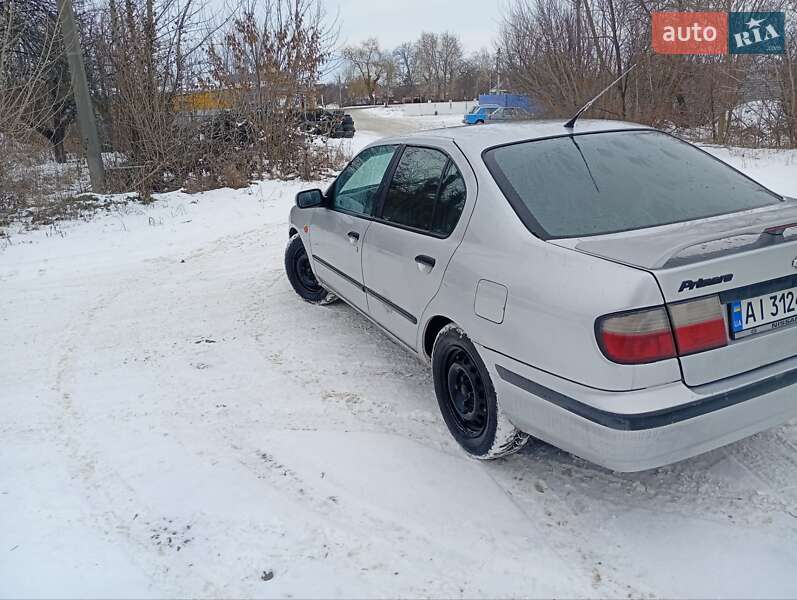 Седан Nissan Primera 1998 в Мироновке