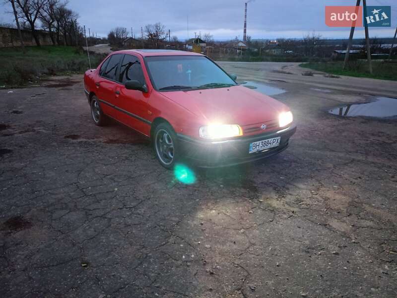 Седан Nissan Primera 1990 в Кучургане