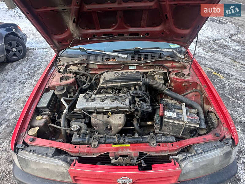 Седан Nissan Primera 1994 в Львове