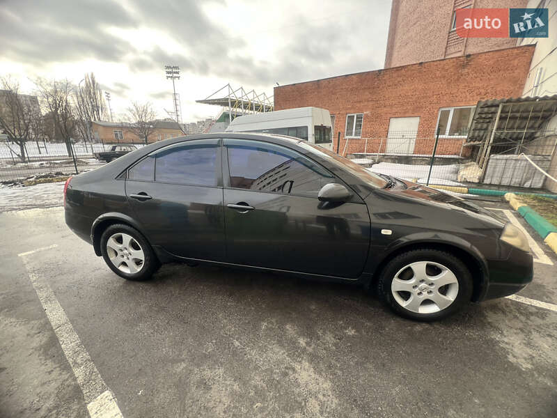 Nissan Primera 2004
