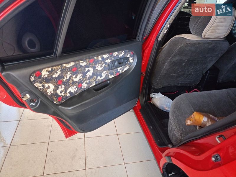 Седан Nissan Primera 1990 в Одессе