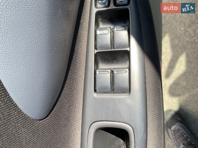 Лифтбек Nissan Primera 2004 в Обухове фото 43 Лифтбек Nissan Primera 2004 в Обухове