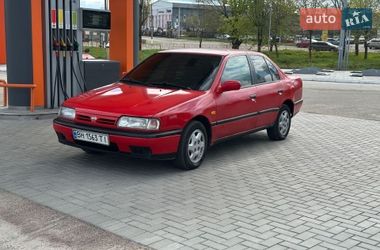 Седан Nissan Primera 1991 в Николаеве
