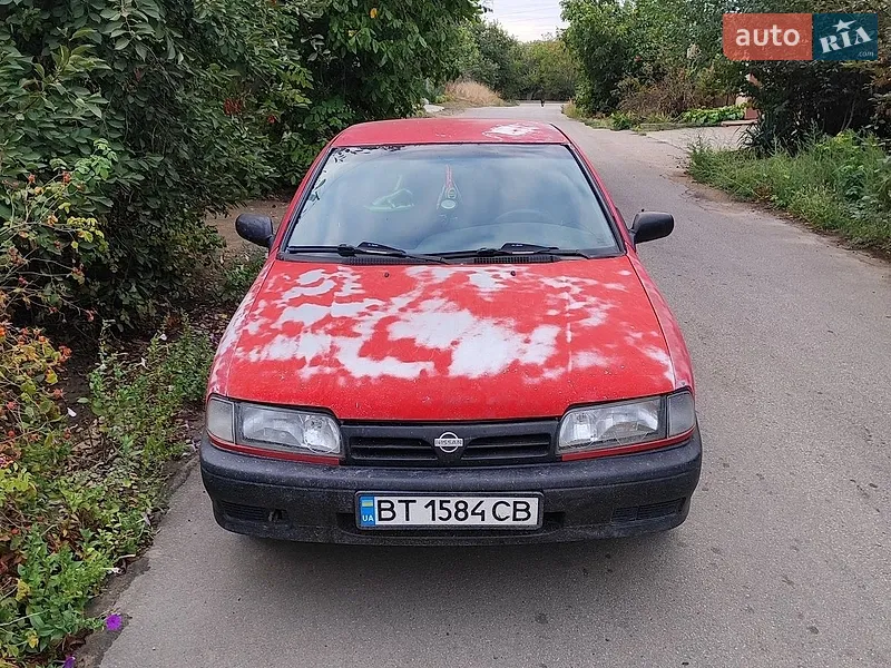 Nissan Primera 1992