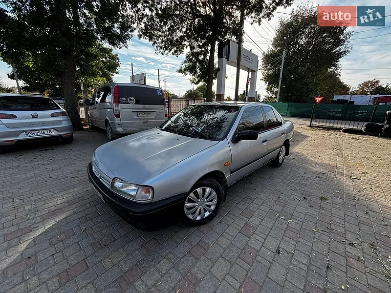 Nissan Primera 1990