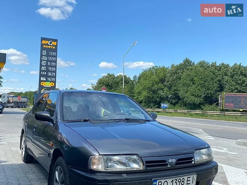 Nissan Primera 1993