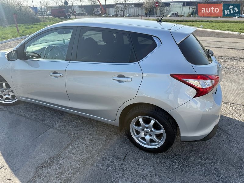 Хэтчбек Nissan Pulsar 2016 в Ужгороде