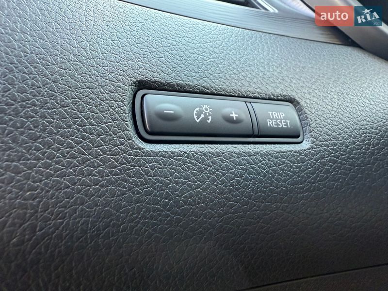 Хэтчбек Nissan Pulsar 2016 в Ужгороде