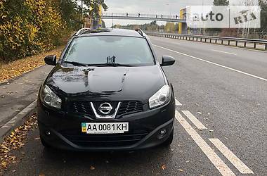 Внедорожник / Кроссовер Nissan Qashqai+2 2012 в Киеве