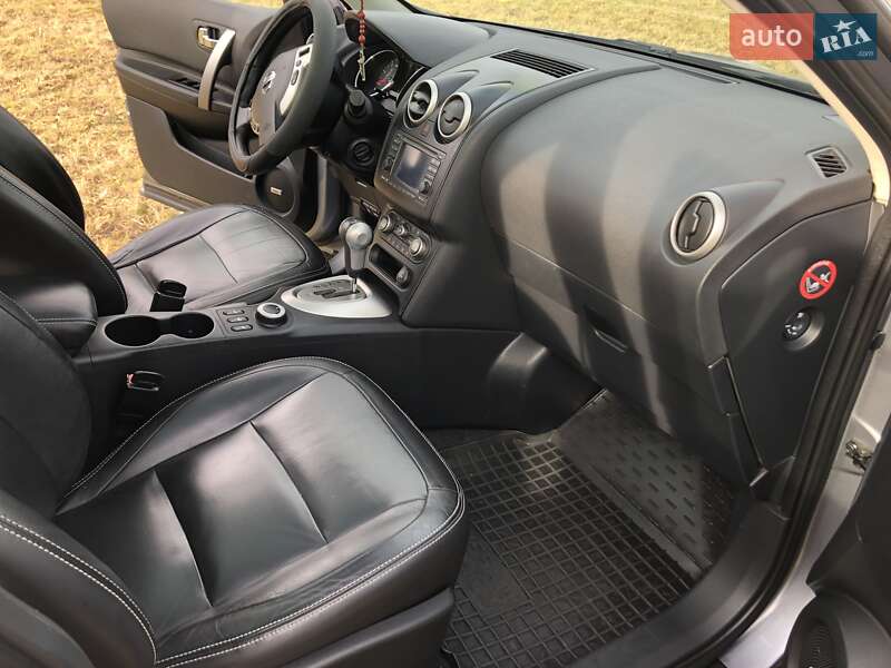 Внедорожник / Кроссовер Nissan Qashqai+2 2010 в Самборе