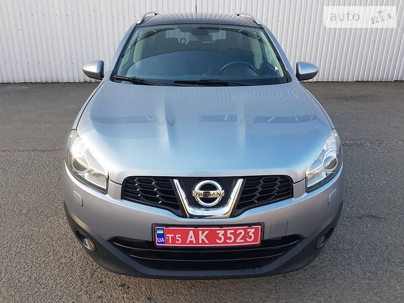 Універсал Nissan Qashqai+2 2010 в Луцьку