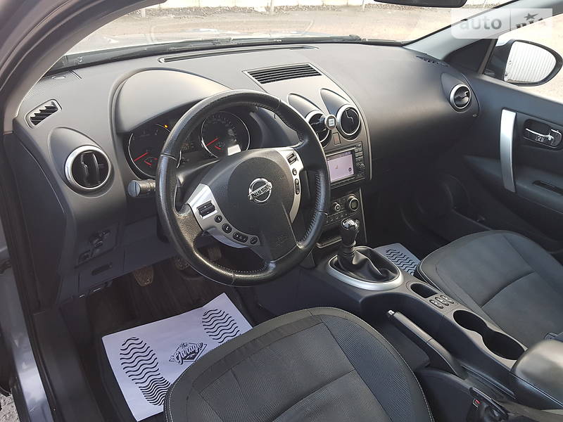 Універсал Nissan Qashqai+2 2010 в Луцьку