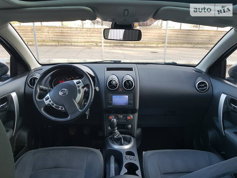 Універсал Nissan Qashqai+2 2010 в Луцьку
