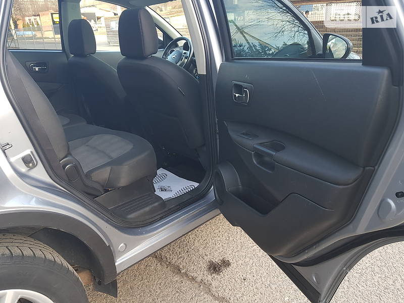 Універсал Nissan Qashqai+2 2010 в Луцьку