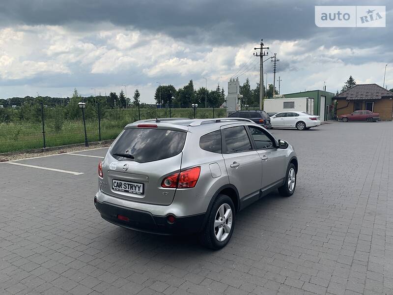 Позашляховик / Кросовер Nissan Qashqai+2 2009 в Стрию