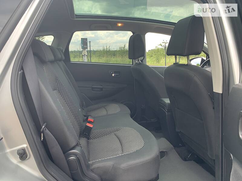 Позашляховик / Кросовер Nissan Qashqai+2 2009 в Стрию