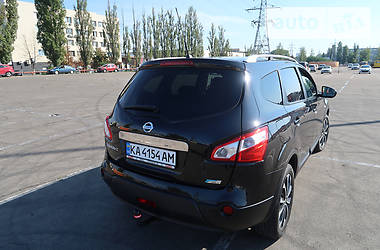 Внедорожник / Кроссовер Nissan Qashqai+2 2012 в Киеве