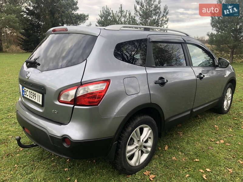Внедорожник / Кроссовер Nissan Qashqai+2 2010 в Самборе