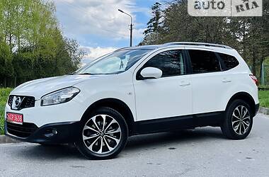 Позашляховик / Кросовер Nissan Qashqai+2 2011 в Трускавці