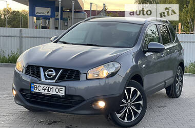 Внедорожник / Кроссовер Nissan Qashqai+2 2010 в Самборе