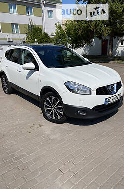 Позашляховик / Кросовер Nissan Qashqai+2 2011 в Рівному