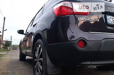 Внедорожник / Кроссовер Nissan Qashqai+2 2011 в Черновцах