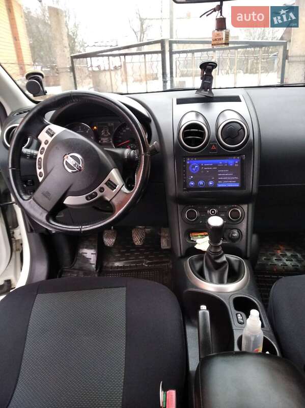 Внедорожник / Кроссовер Nissan Qashqai+2 2012 в Рокитном