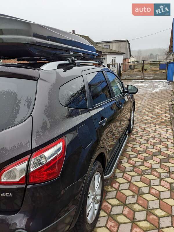 Внедорожник / Кроссовер Nissan Qashqai+2 2011 в Сарнах