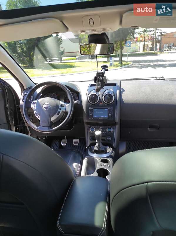 Позашляховик / Кросовер Nissan Qashqai+2 2011 в Рівному