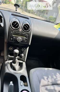 Внедорожник / Кроссовер Nissan Qashqai+2 2010 в Прилуках