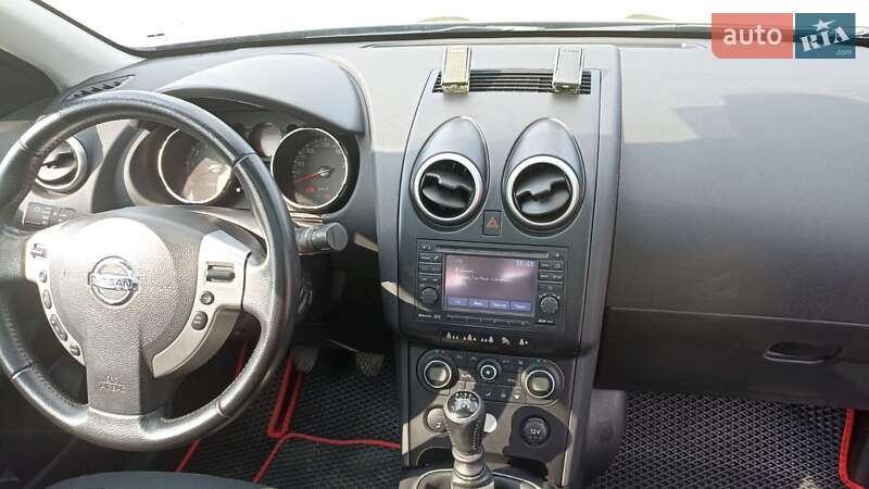 Внедорожник / Кроссовер Nissan Qashqai+2 2009 в Лебедине