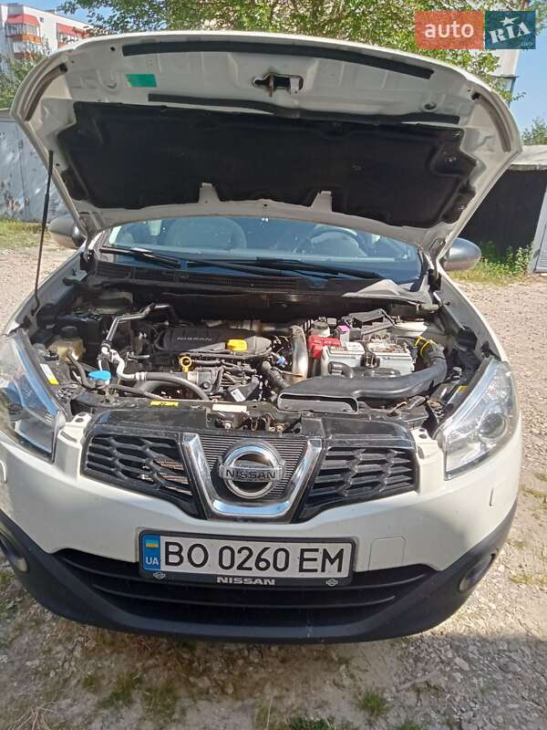 Внедорожник / Кроссовер Nissan Qashqai+2 2013 в Тернополе