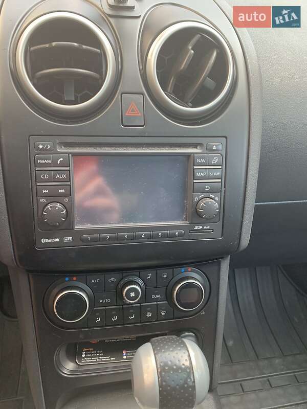 Позашляховик / Кросовер Nissan Qashqai+2 2011 в Луцьку