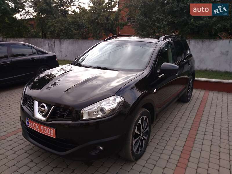 Внедорожник / Кроссовер Nissan Qashqai+2 2014 в Дубно фото 2 Внедорожник / Кроссовер Nissan Qashqai+2 2014 в Дубно