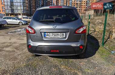 Позашляховик / Кросовер Nissan Qashqai+2 2011 в 