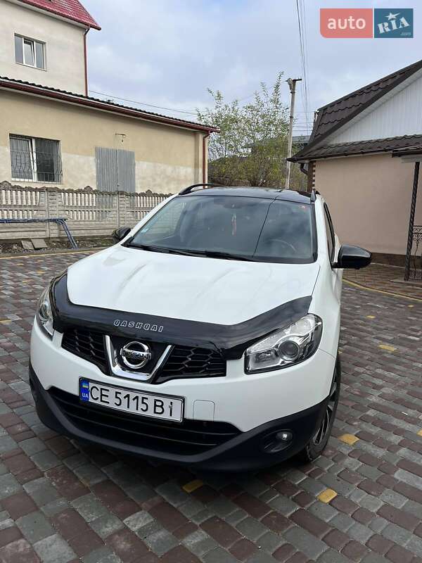 Внедорожник / Кроссовер Nissan Qashqai+2 2013 в Кельменцах