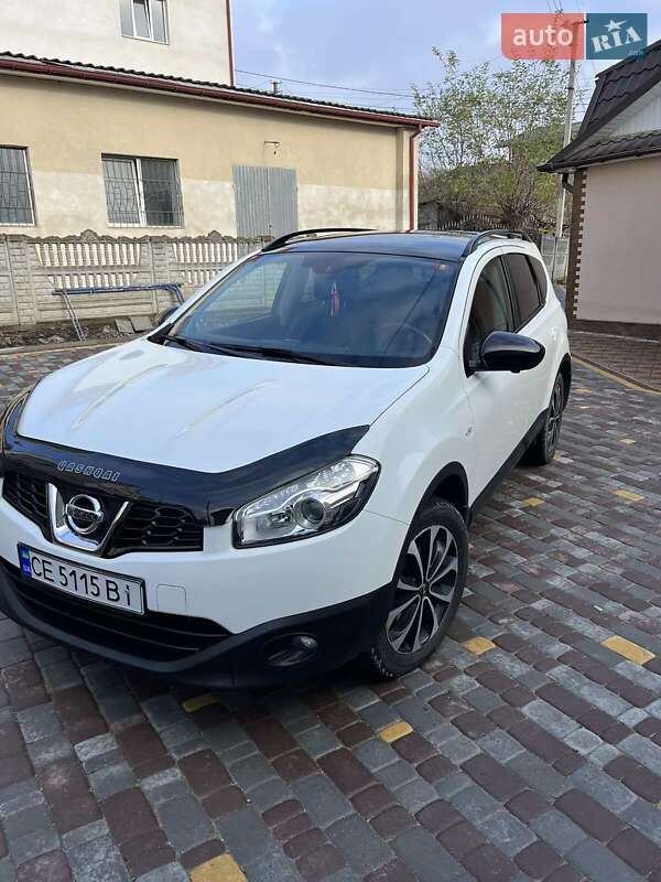 Внедорожник / Кроссовер Nissan Qashqai+2 2013 в Кельменцах