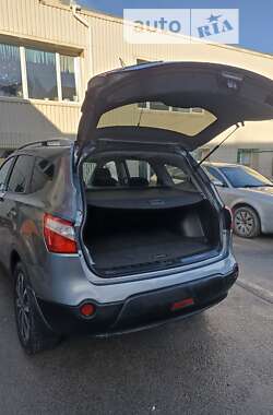 Внедорожник / Кроссовер Nissan Qashqai+2 2011 в Умани