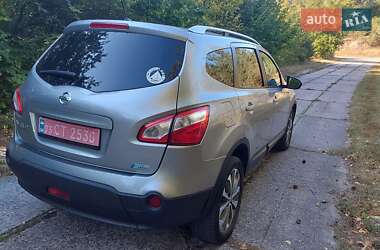 Позашляховик / Кросовер Nissan Qashqai+2 2013 в Дубні