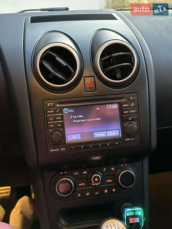 Позашляховик / Кросовер Nissan Qashqai+2 2012 в Сарнах