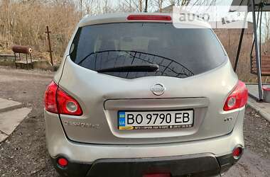 Внедорожник / Кроссовер Nissan Qashqai+2 2009 в Чорткове